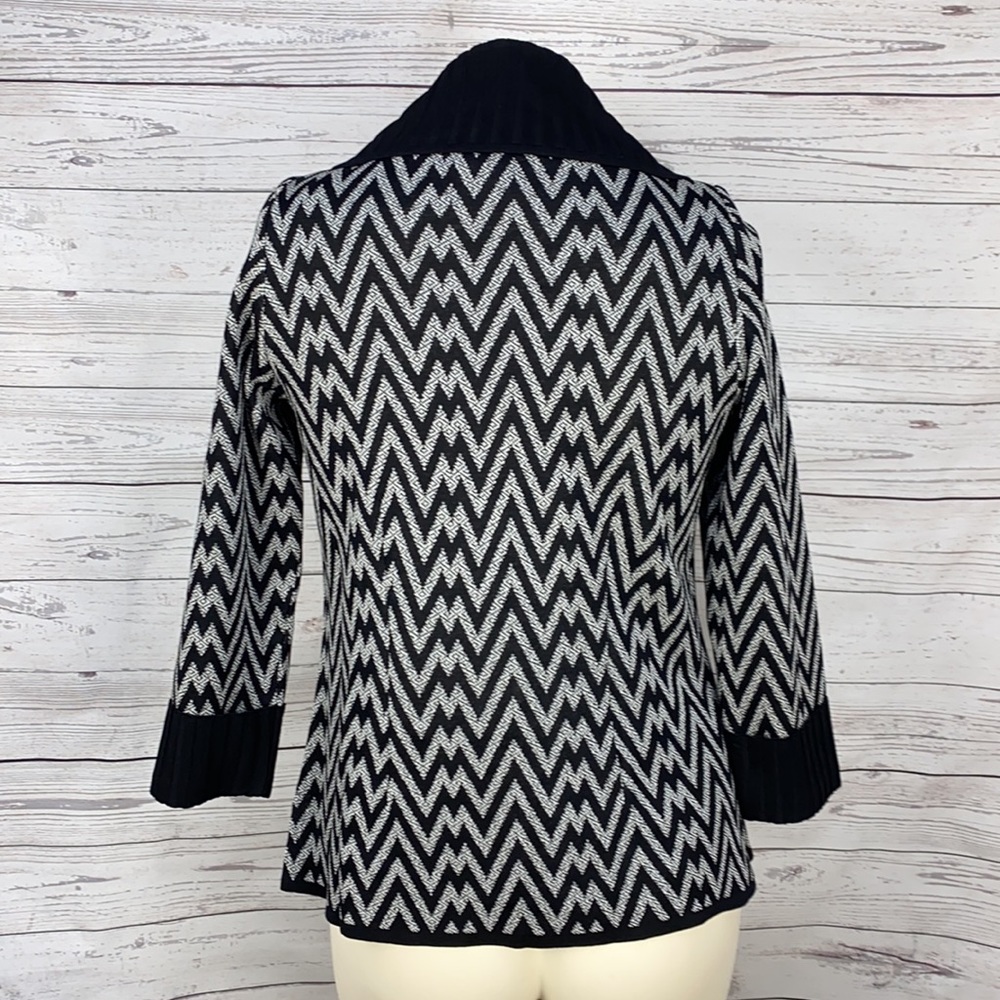 Exclusively Misook Chevron Buttoned Cardigan Xs - image 2